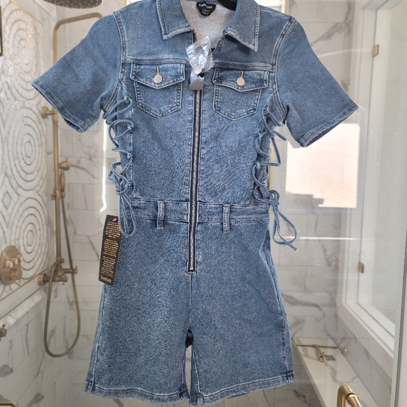 Bebe jean romper jumpsuit size 0 XS XXS NWT - Picture 2 of 6